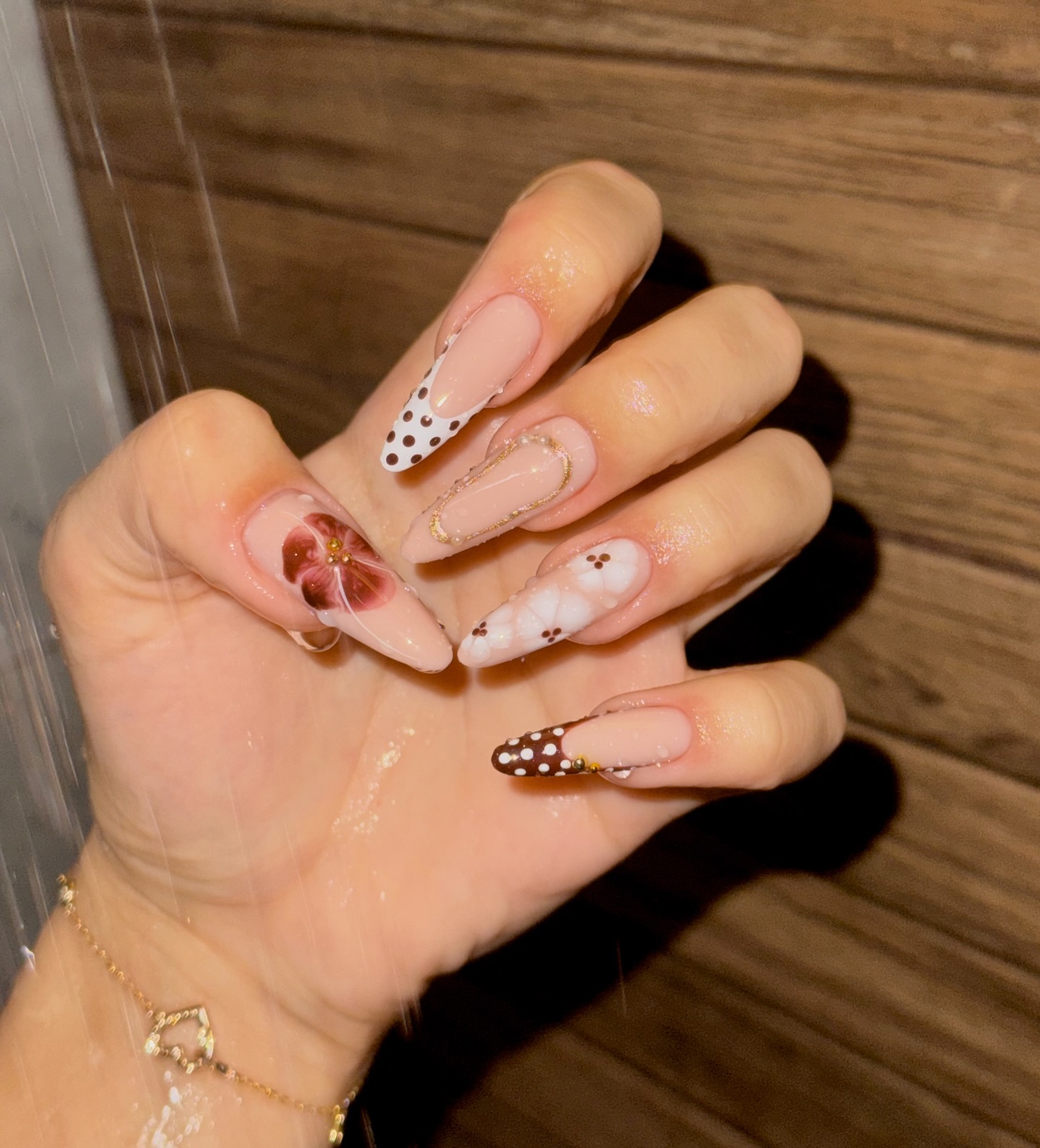 anst_nails_gda