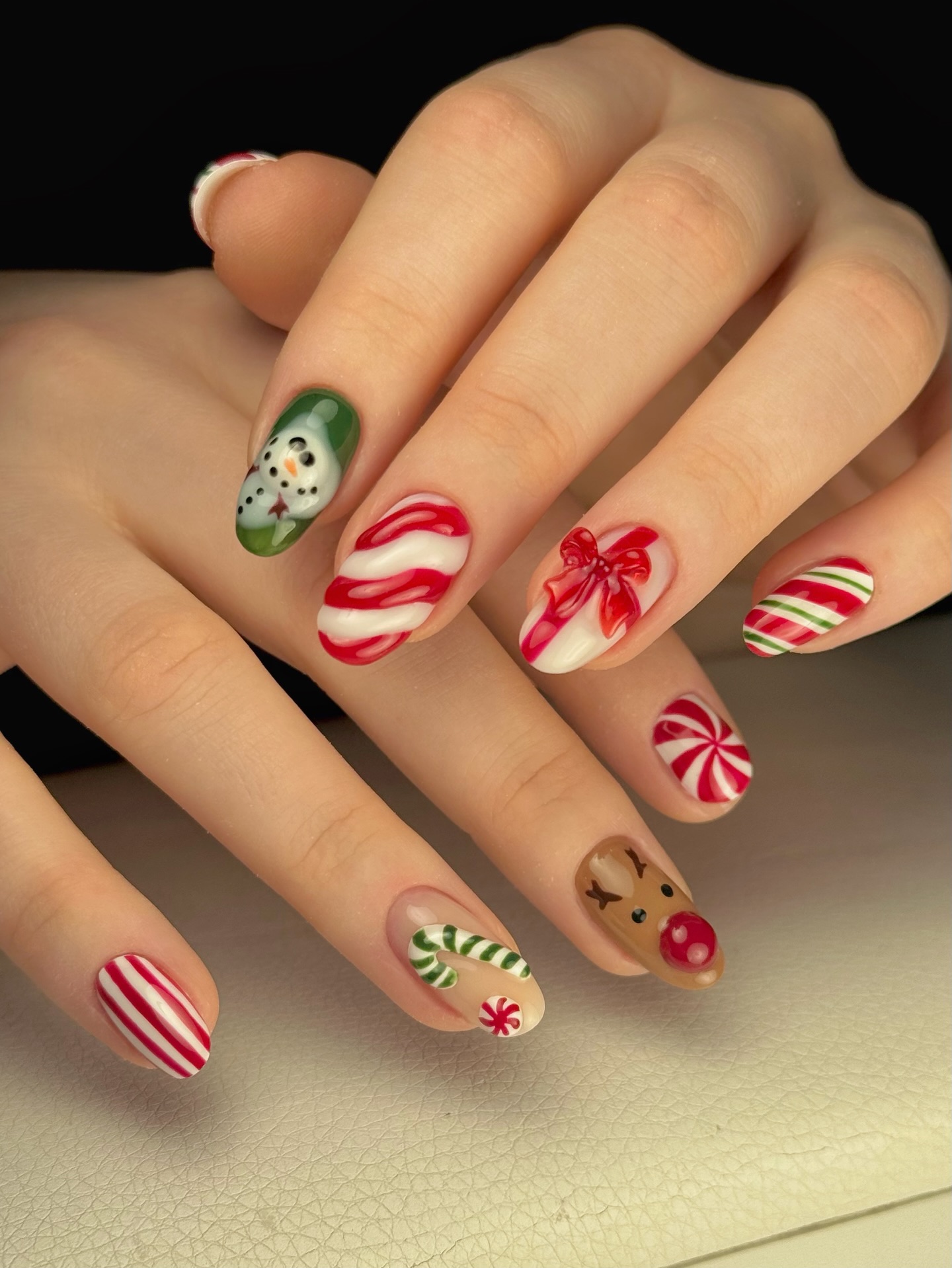 anst_nails_gda