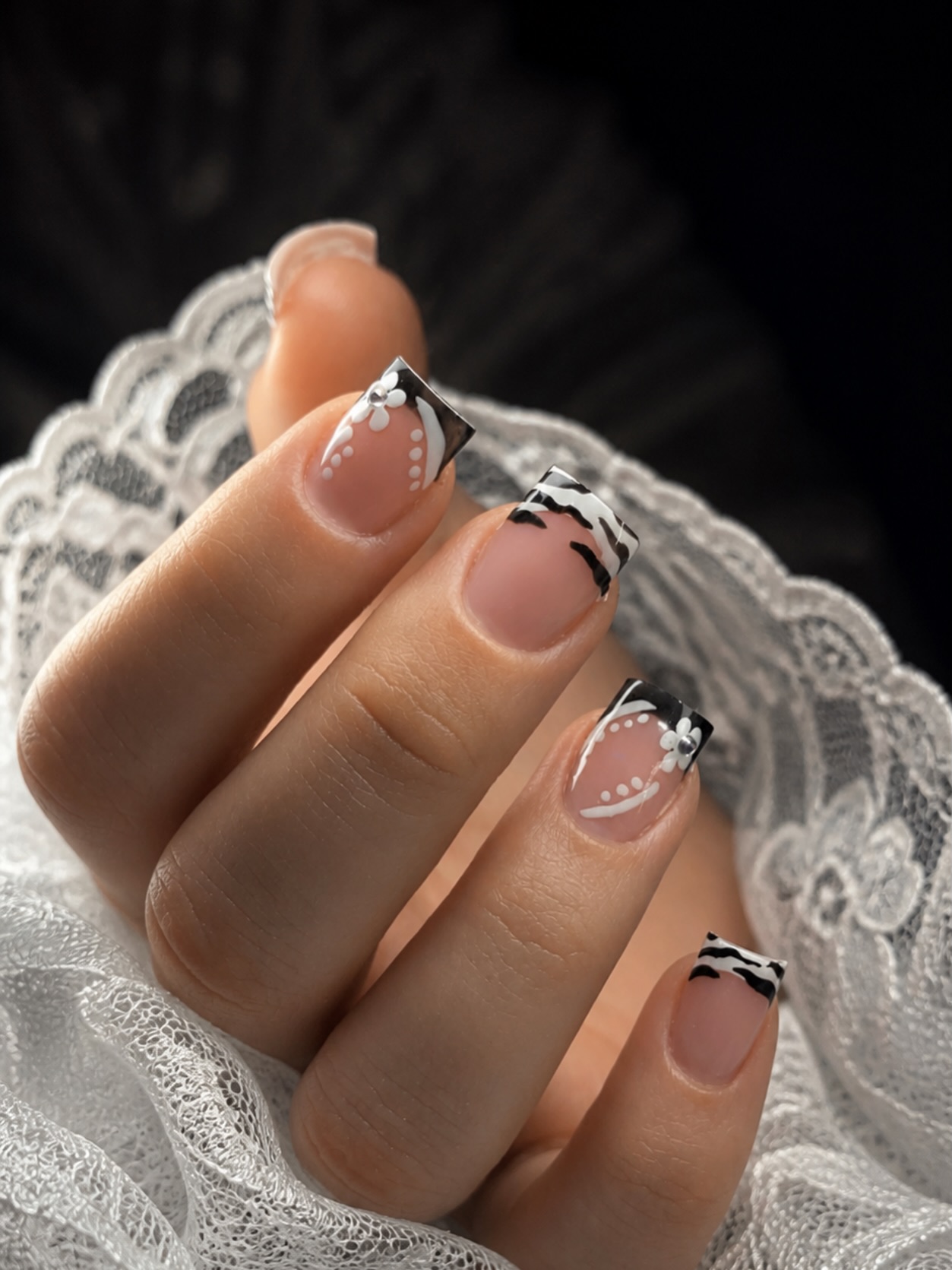 mooshkaa_nails