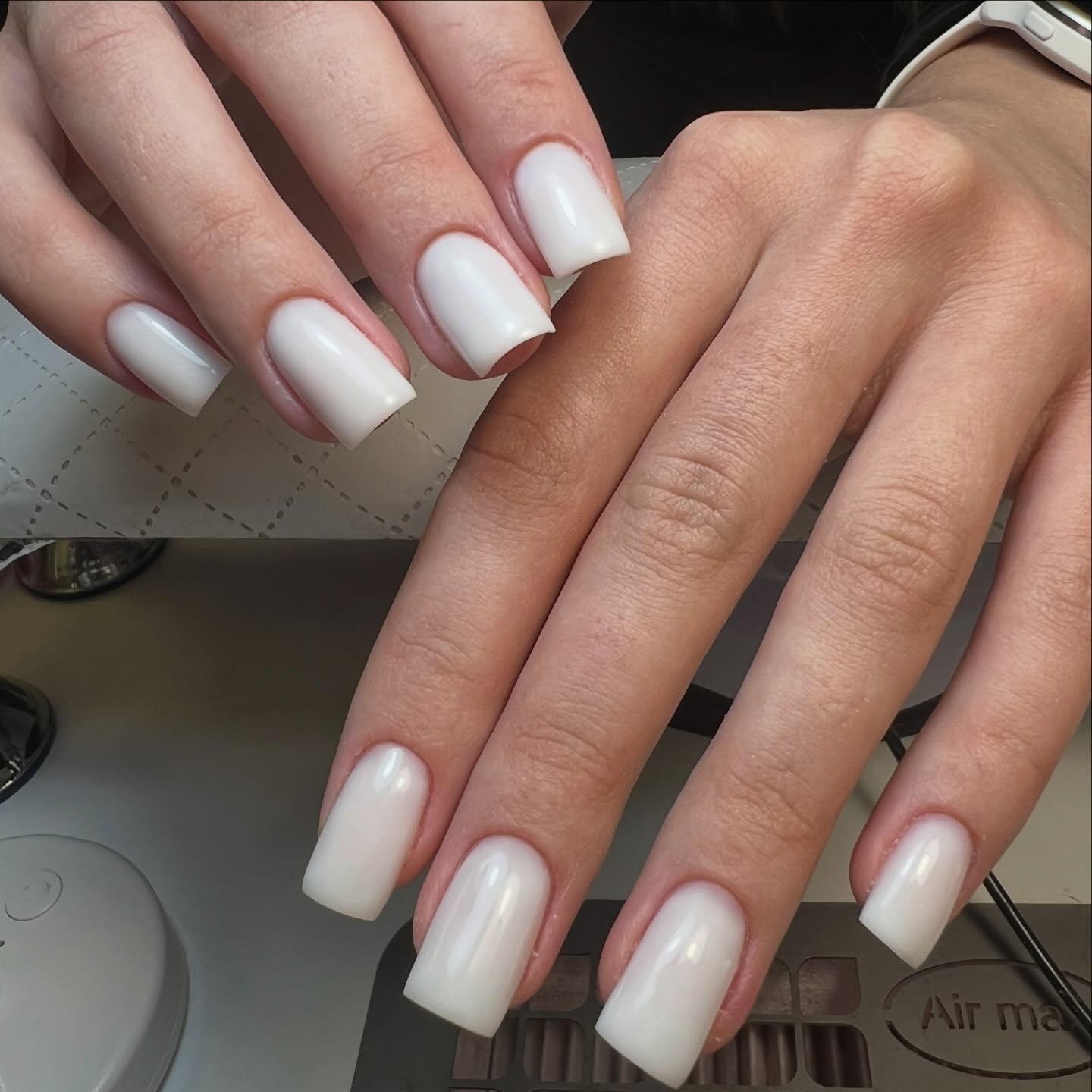 vika.nails.gdn