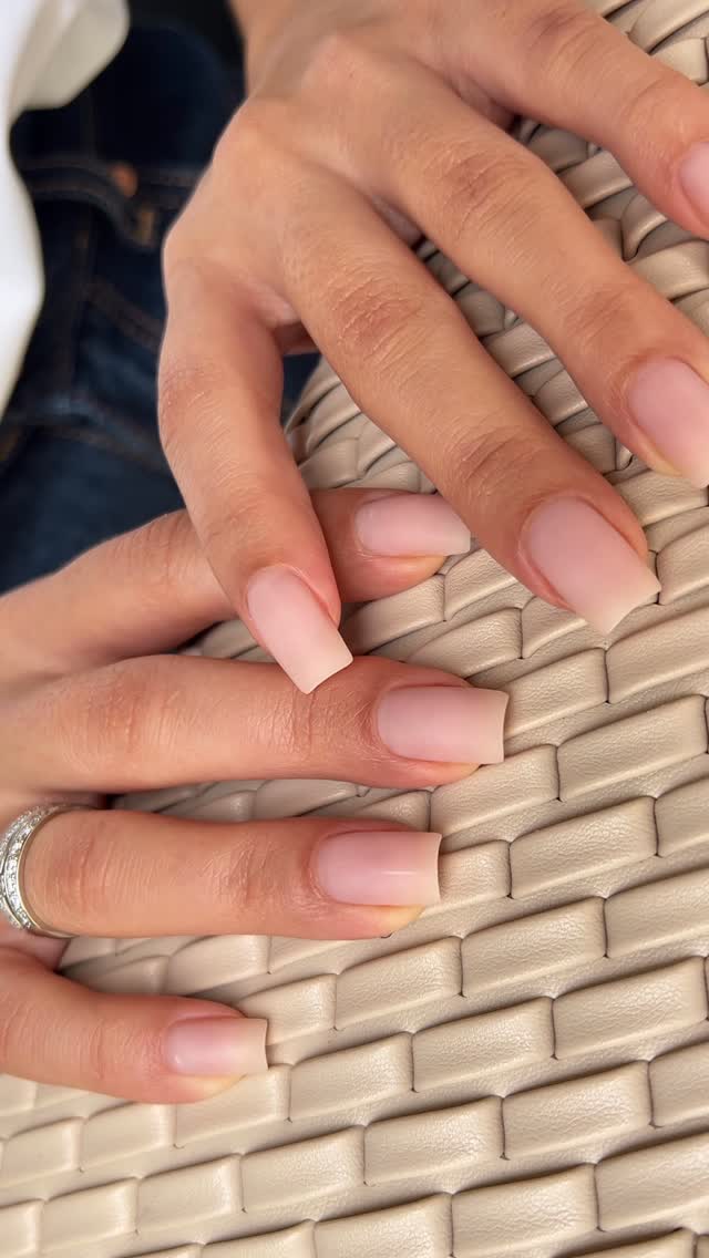 alinaaaaa.nails