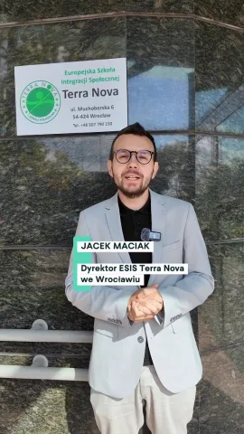 szkola_esis.terranova