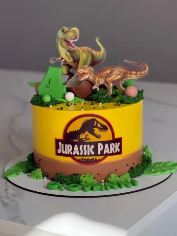 viktoria_kit_cake