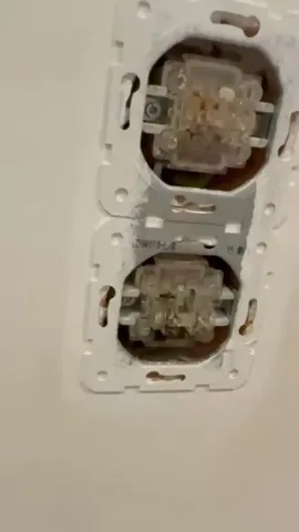 elektryk_wawa