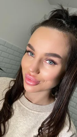 glowgirl_lashbrows