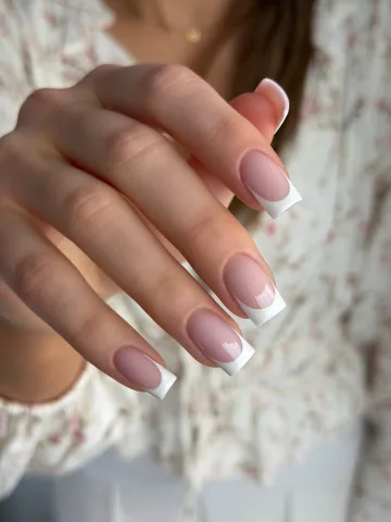 coroka.nails