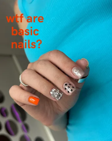 coroka.nails